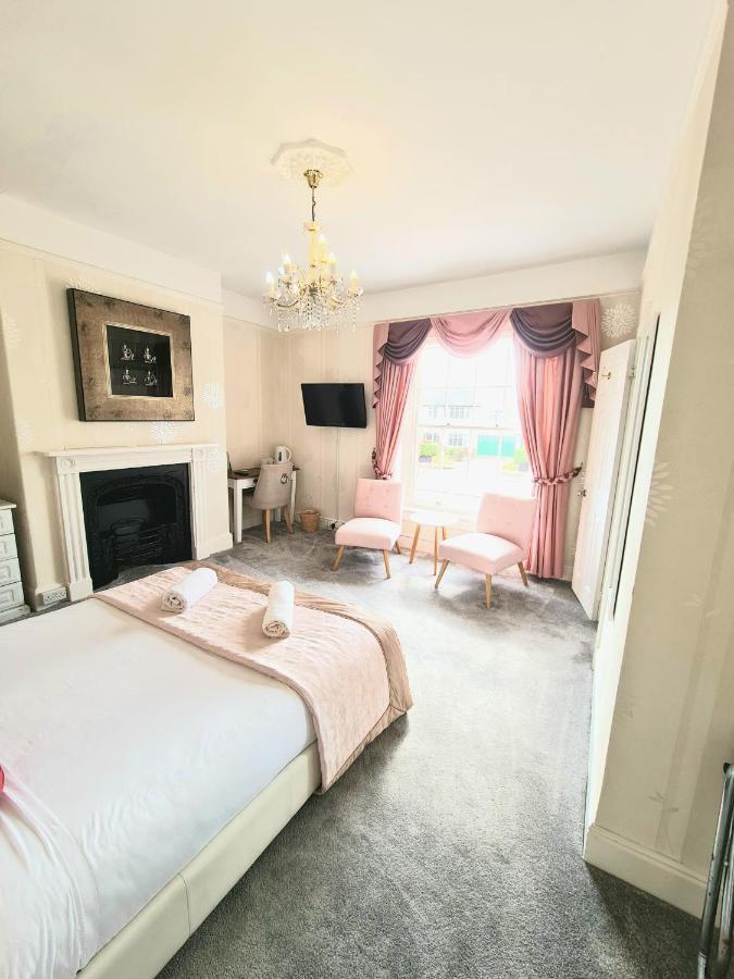 Beaufort - Location & Free Parking Гостевой дом 4*
