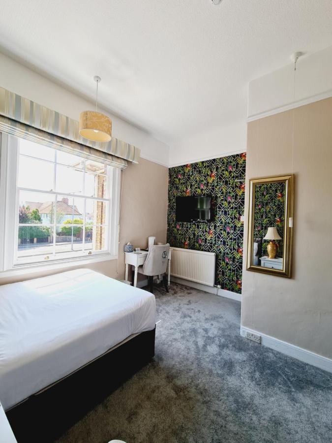 Beaufort - Location & Free Parking 4* Тонтон