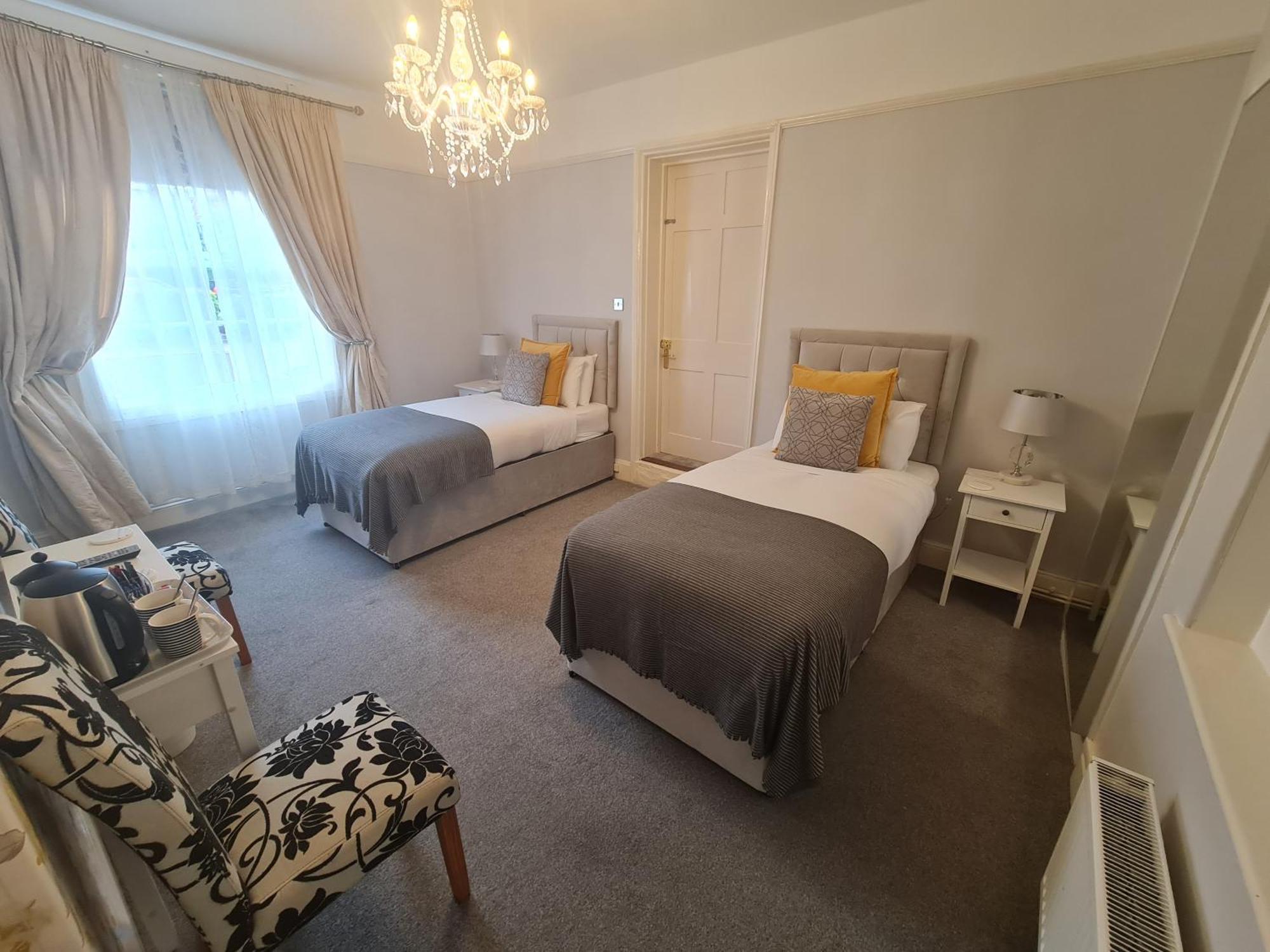 Beaufort - Location & Free Parking 4* Тонтон